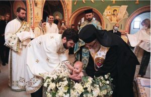 Ritualul botezului ortodox va fi analizat
